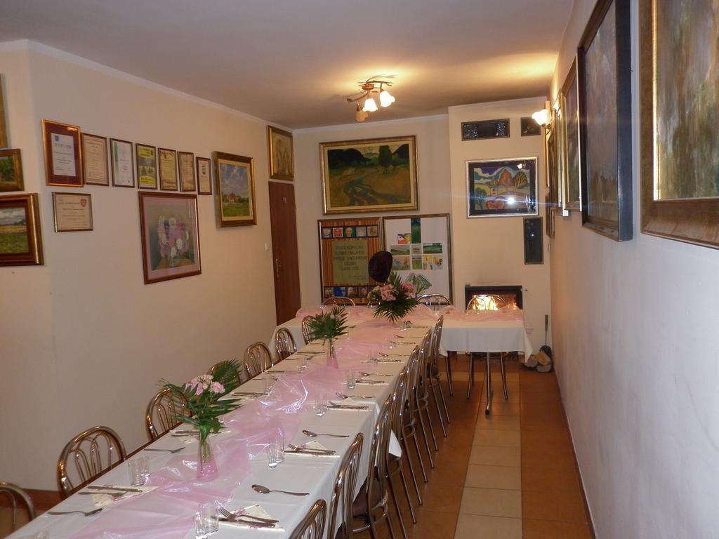 Gospodarstwo Agroturystyczno-Edukacyjne Gratka Celiny  Esterno foto